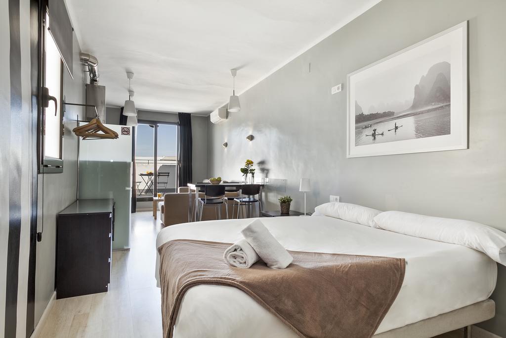 Fira Apartments By Gaiarooms Barcelona Szoba fotó