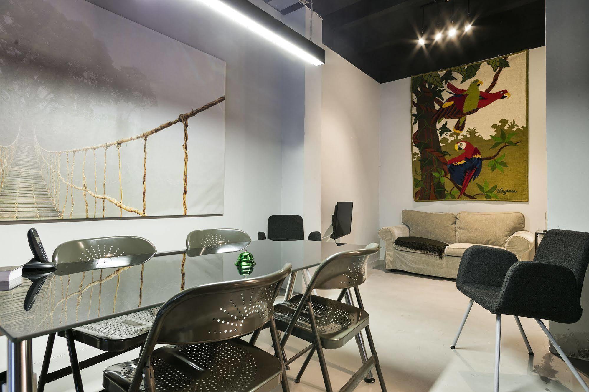 Fira Apartments By Gaiarooms Barcelona Kültér fotó
