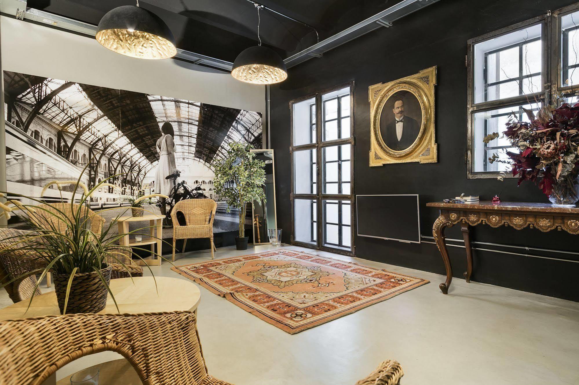 Fira Apartments By Gaiarooms Barcelona Kültér fotó