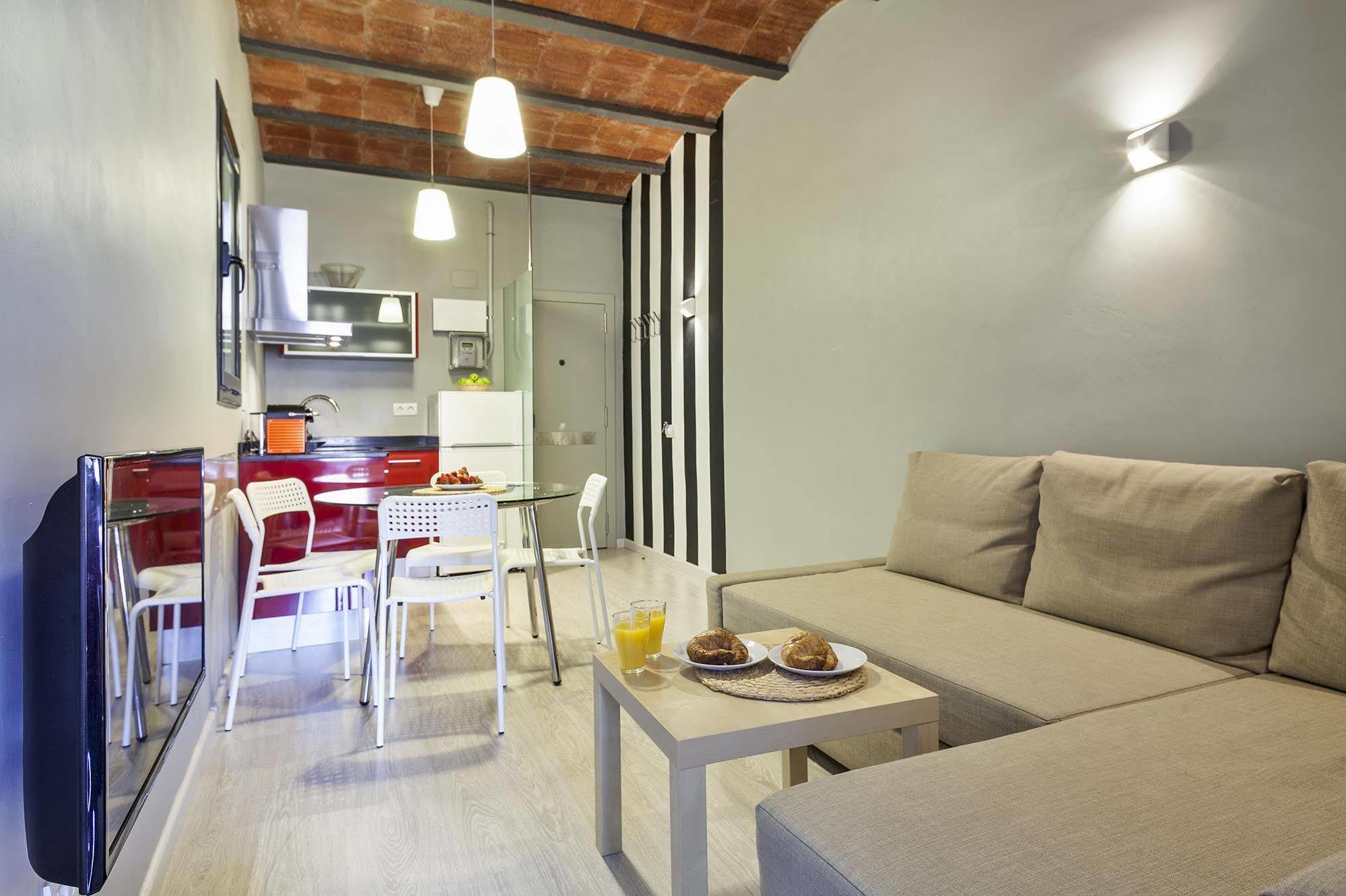 Fira Apartments By Gaiarooms Barcelona Kültér fotó